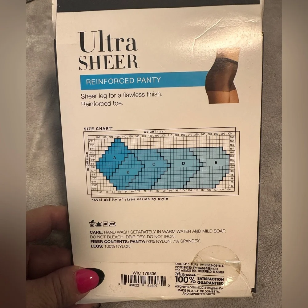 West Loop Ultra Sheer Nylon Spandex Pantyhose, 176836‎ Jet Black, Size B